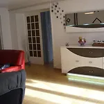 Du Ruisseau Des Cornees Holiday home