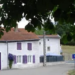 Du Ruisseau Des Cornees